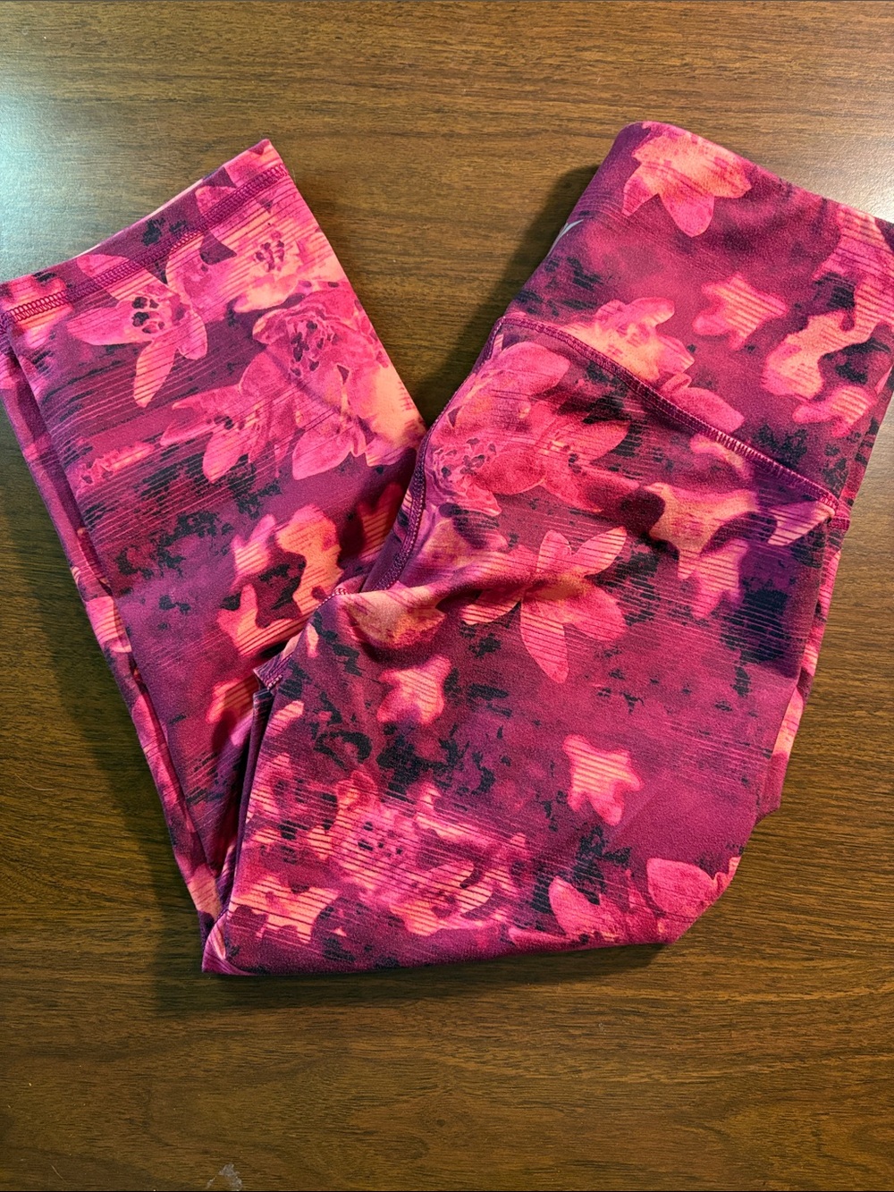 Old Navy Pink Magenta Floral Print Leggings (Capris)